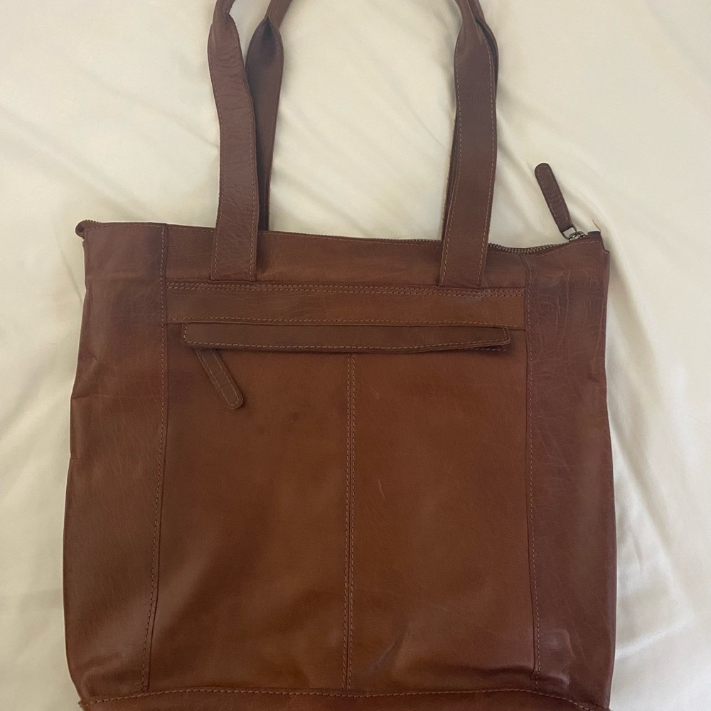 Wild West Cognac MIA Leather Tote Bag - Picture 2 of 5